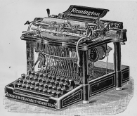 Старая печатная машинка Ремингтон